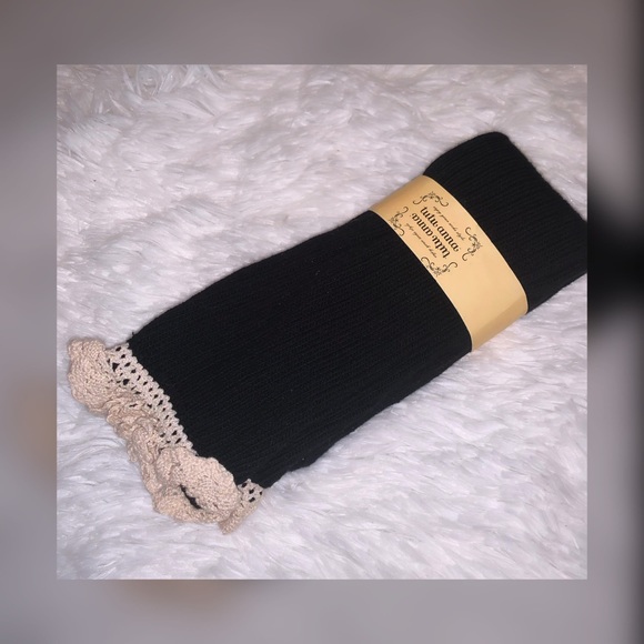 Tutu Anna Boot Socks with Crochet Lace Black Gray - Picture 5 of 5